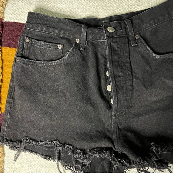 ARITZIA DENIM FORUM THE YOKO SHORT BLACK SIZE 30 - Picture 2 of 8